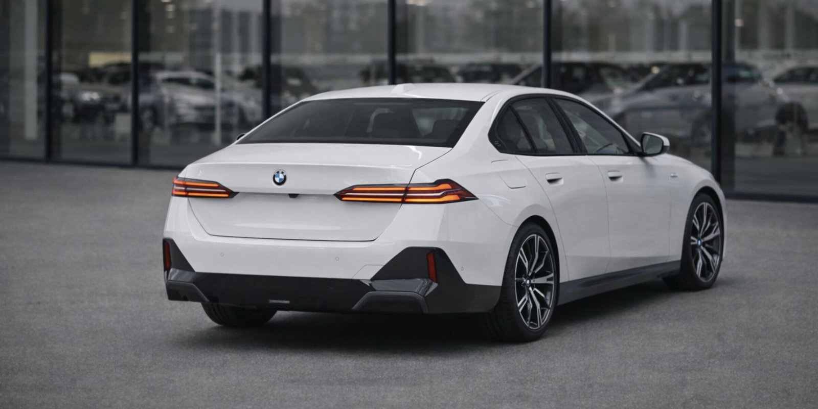 BMW 5 Series 20d Msport Pro – zdjęcie 2