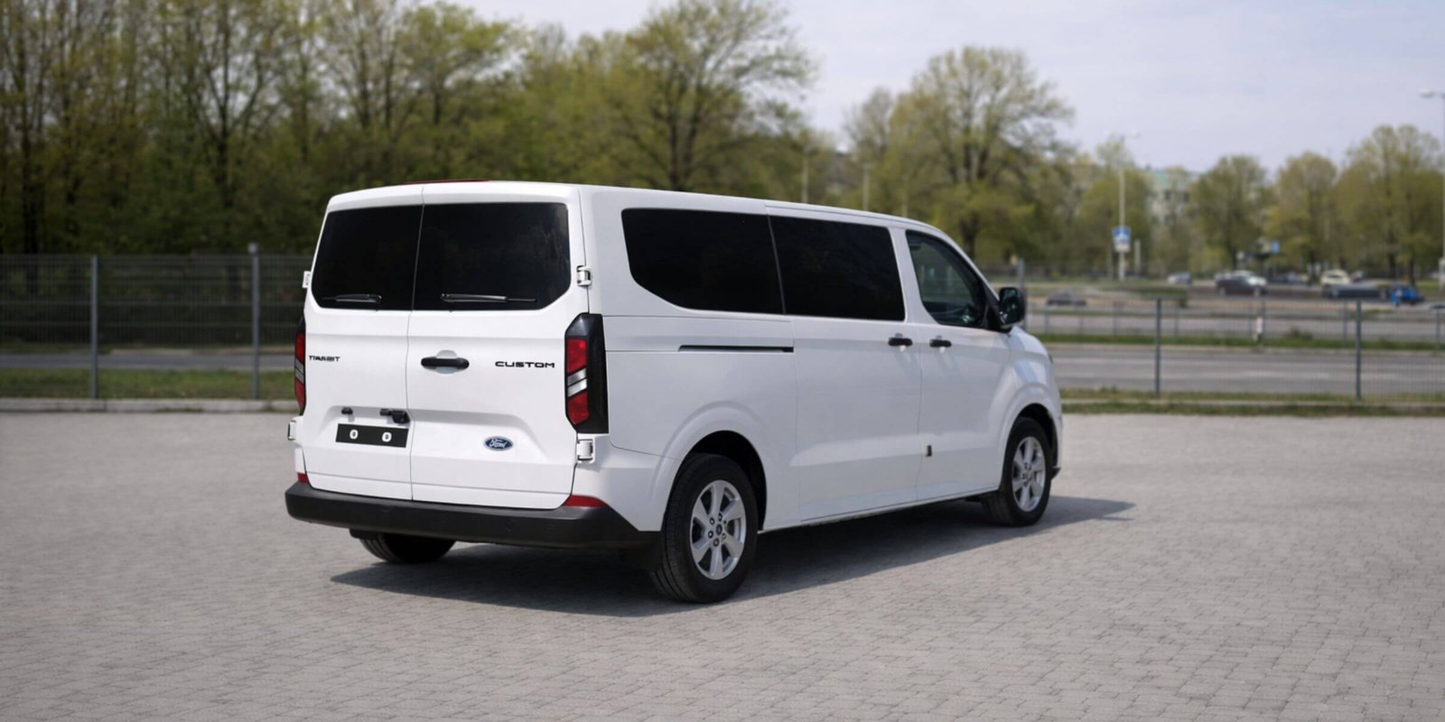 Ford Transit Custom 2.0 EcoBlue 136KM L2 – zdjęcie 3