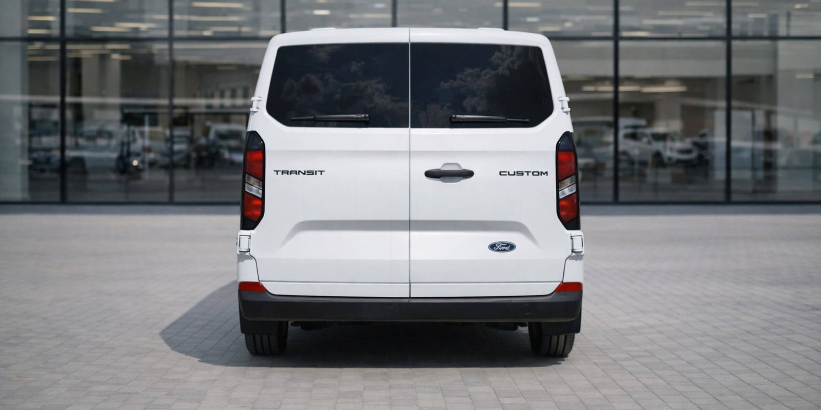 Ford Transit Custom 2.0 EcoBlue 136KM L2 – zdjęcie 4