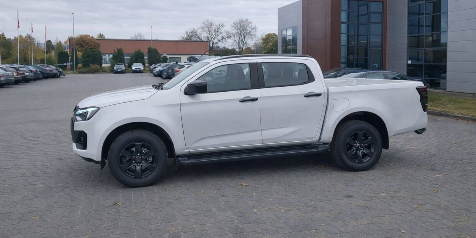 Isuzu D-Max LSE – zdjęcie 1