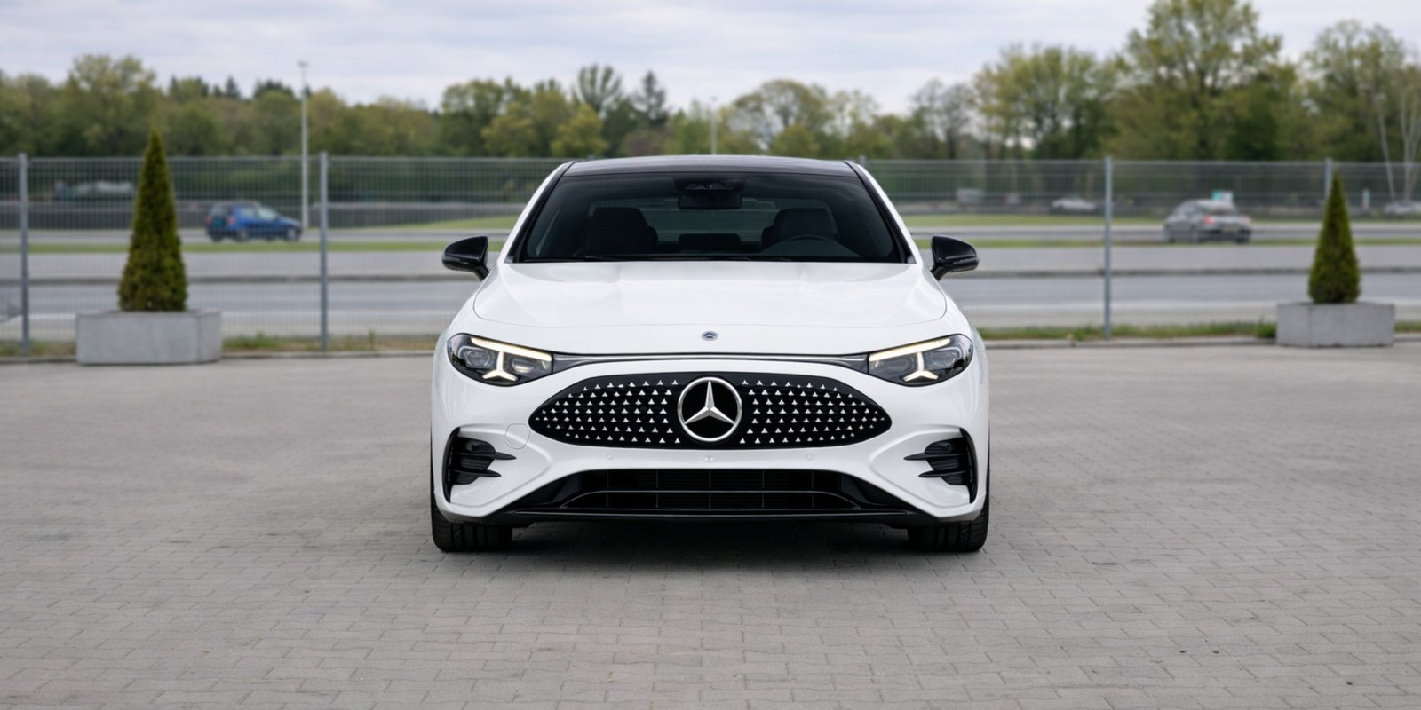 Mercedes-Benz CLA 200 AMG Line – zdjęcie 4