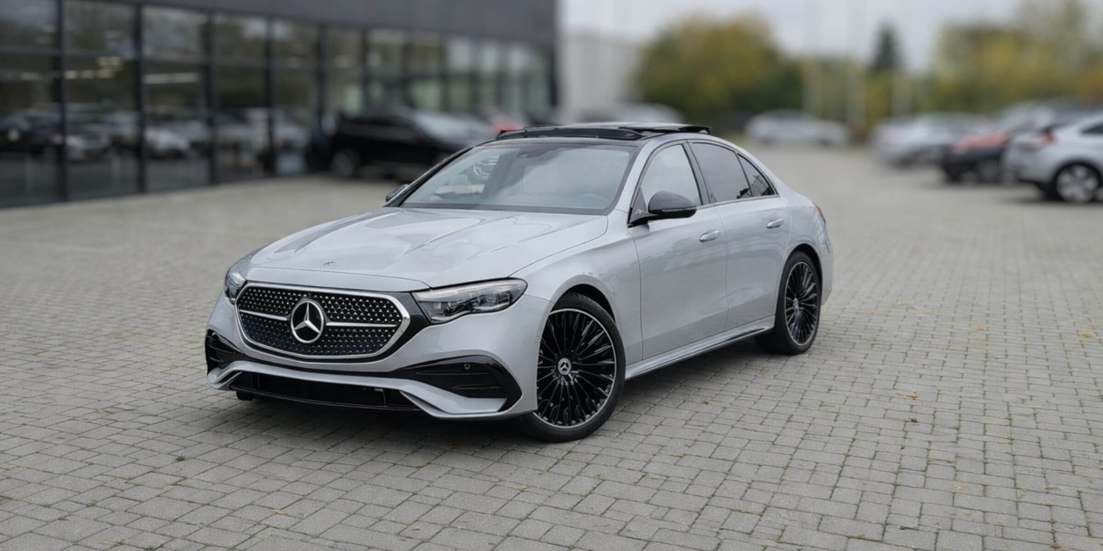 Mercedes-Benz E-Klasa 220d AMG Line – zdjęcie 1