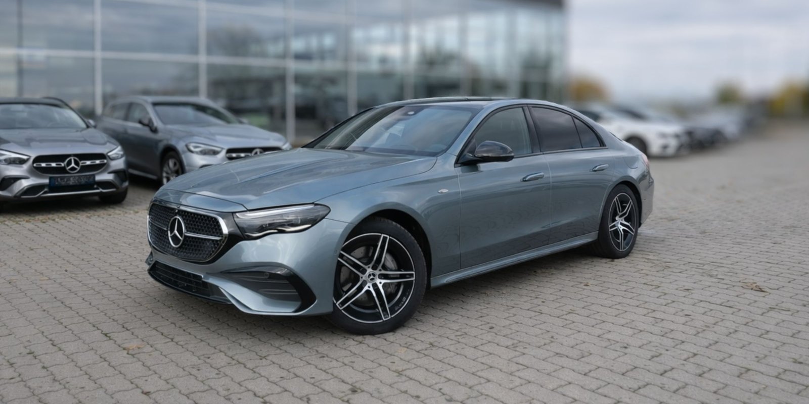 Mercedes-Benz E-Klasa 200 AMG Line – zdjęcie 1