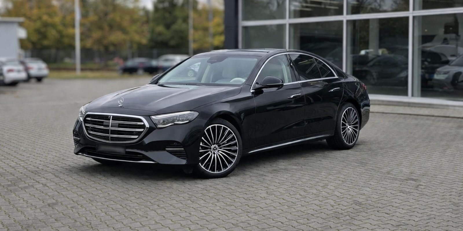 Mercedes-Benz E-Klasa 220d AMG Line – zdjęcie 1