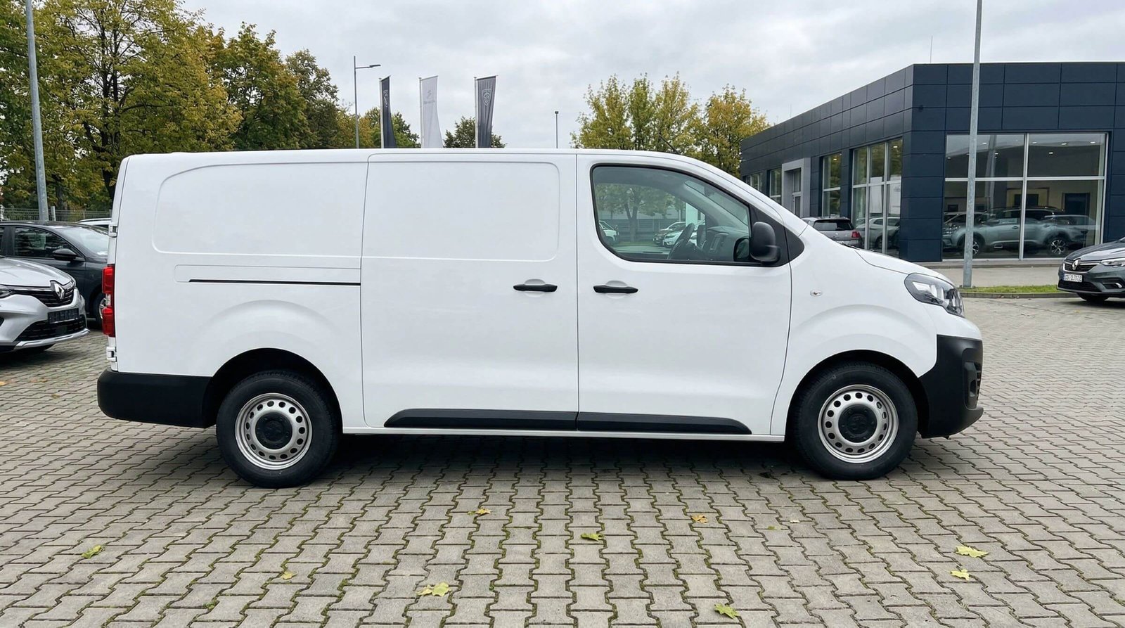 Opel Vivaro 2.0 144KM MT6 L2 – zdjęcie 4
