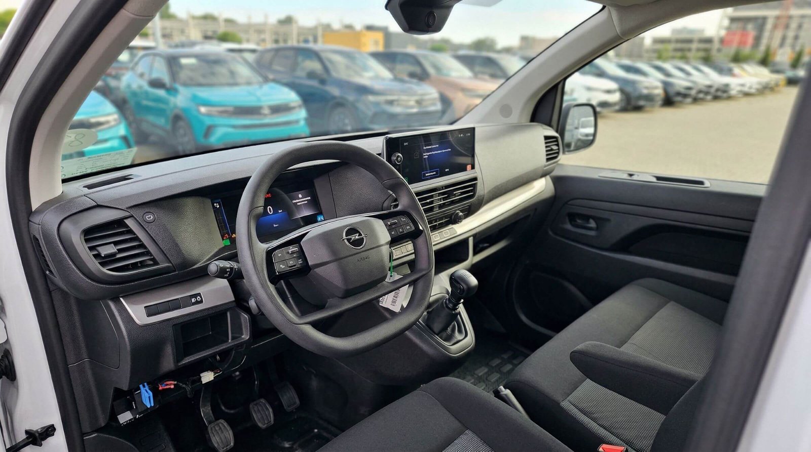 Opel Vivaro 2.0 144KM MT6 L2 – zdjęcie 5