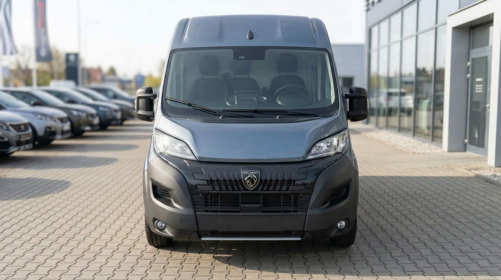 Peugeot Boxer 2.2 180KM L3H2 AT8 Furgon – zdjęcie 4