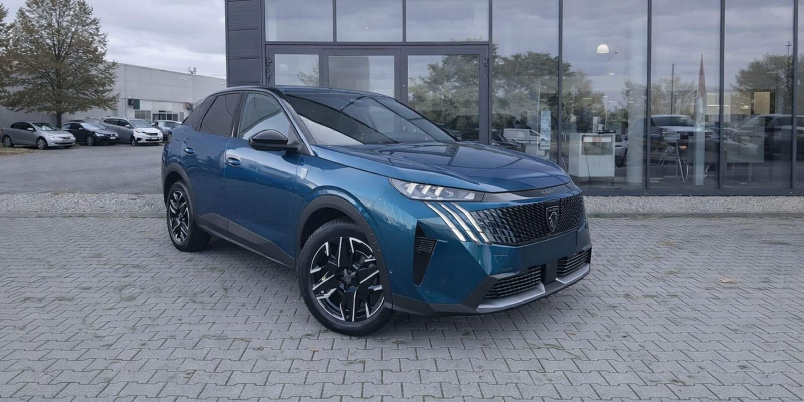 Peugeot 3008 GT Hybrid 145KM – zdjęcie 3
