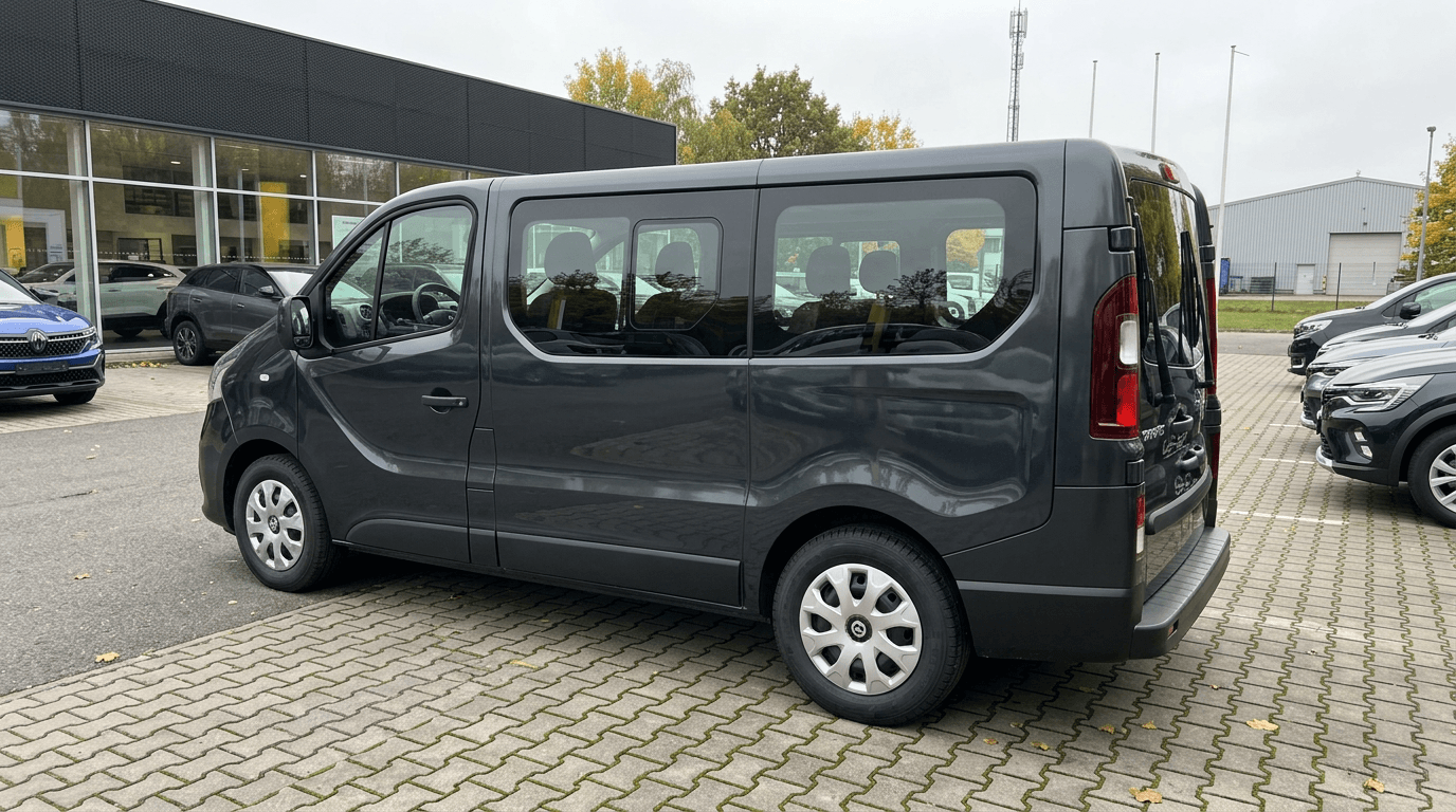 Renault Trafic 2.0 150KM Combi – zdjęcie 3