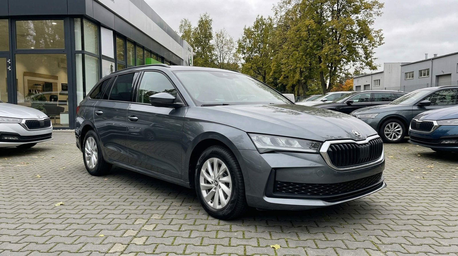 Skoda Superb 2.0 193KM Combi – zdjęcie 3