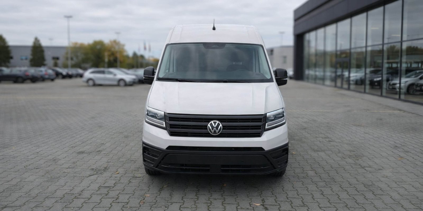 Volkswagen Crafter Furgon L3H3 – zdjęcie 2