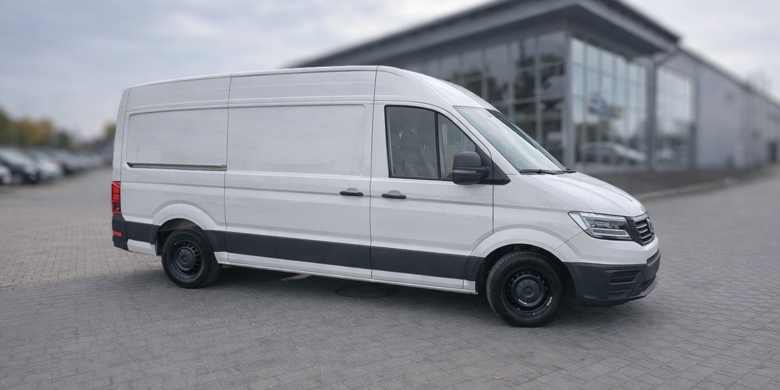 Volkswagen Crafter 2.0 140KM L3H3 AT – zdjęcie 3