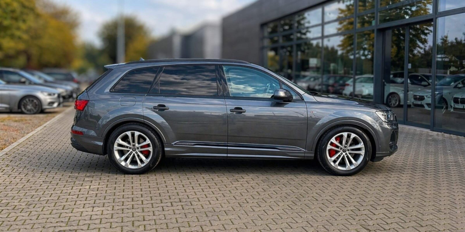 Audi Q7 50 TDI S Line – zdjęcie 3