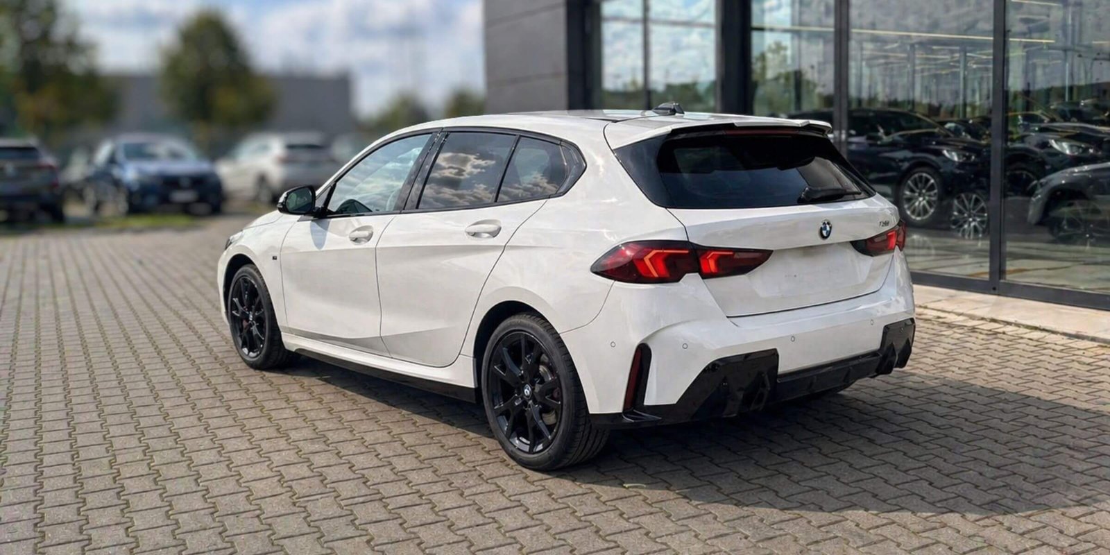 BMW 1 Series 23i Msport – zdjęcie 2
