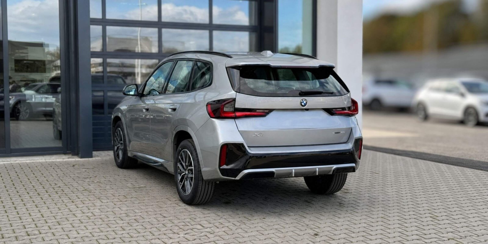 BMW X1 sDrive20i – zdjęcie 4