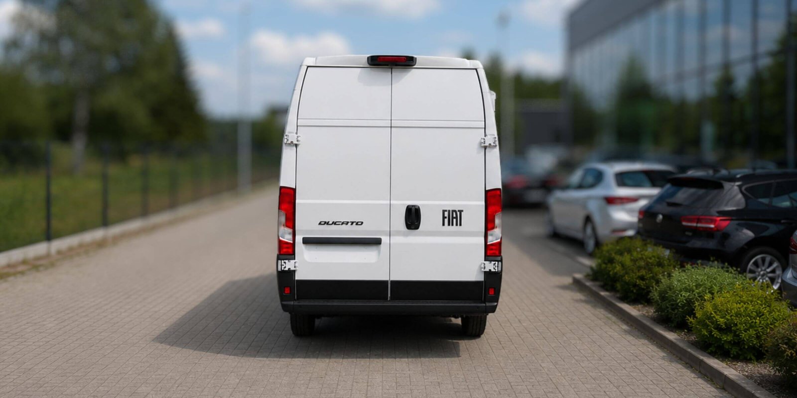 Fiat Ducato Furgon L4H3 3-os. – zdjęcie 2