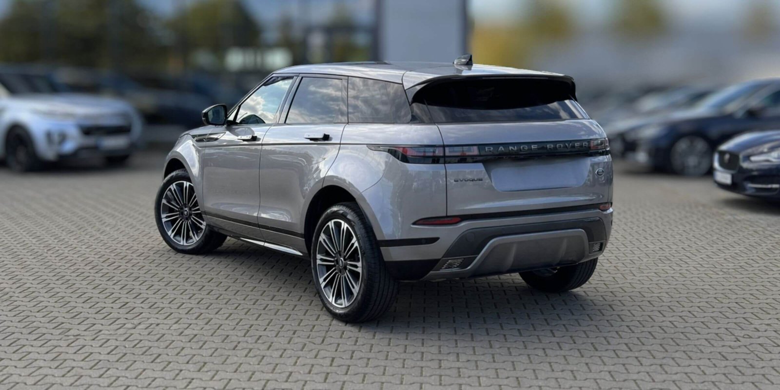 Land Rover Range Rover Evoque Dynamic SE – zdjęcie 4
