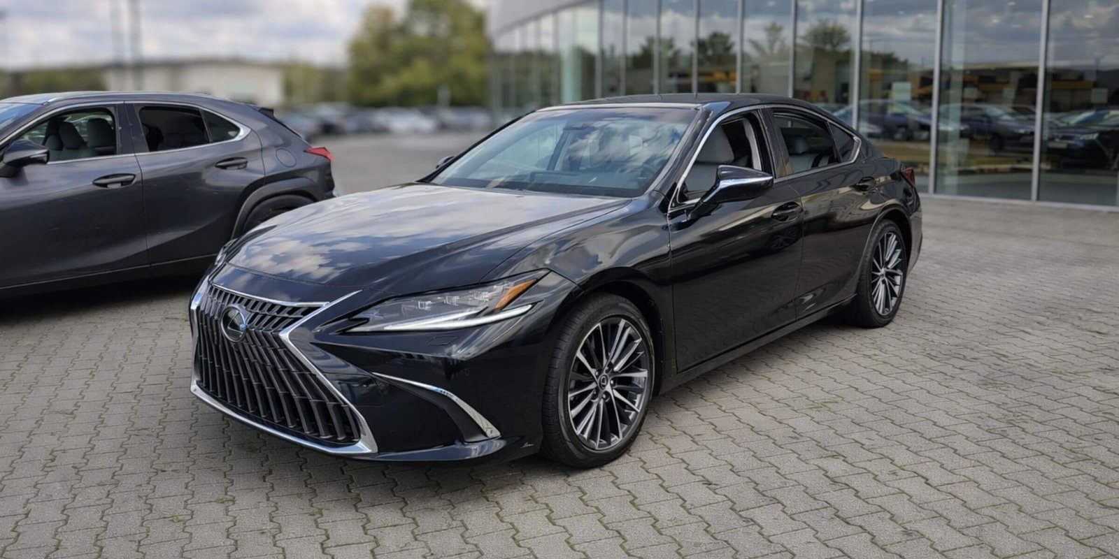 Lexus ES PRESTIGE – zdjęcie 1