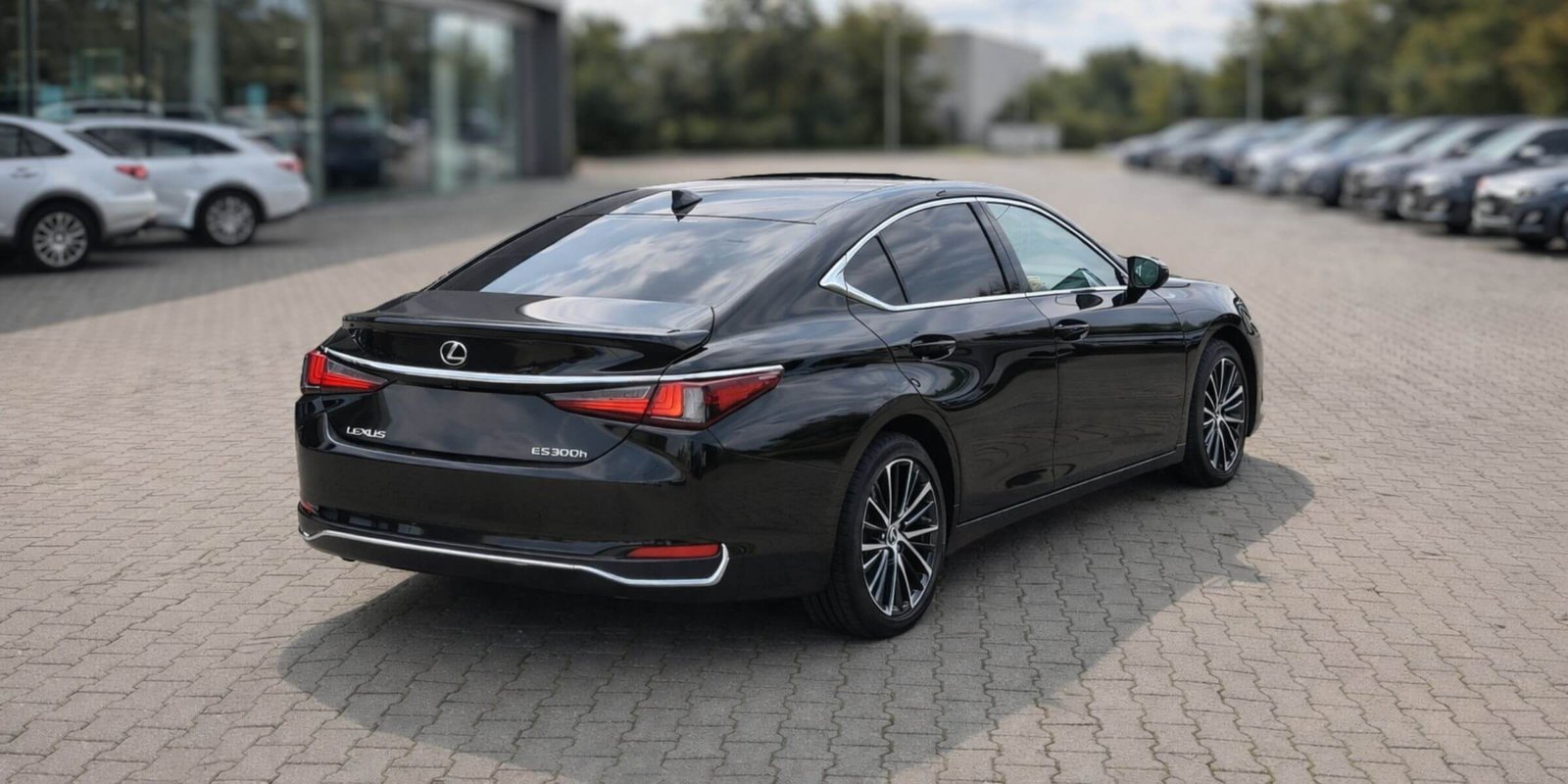 Lexus ES BUSINESS EDITION – zdjęcie 3