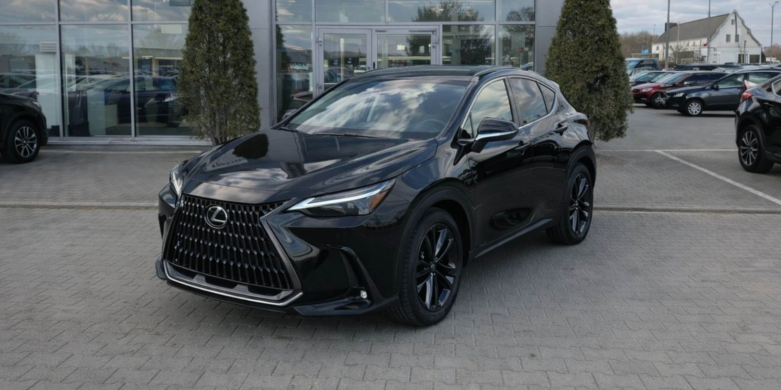 Lexus NX 350h – zdjęcie 1