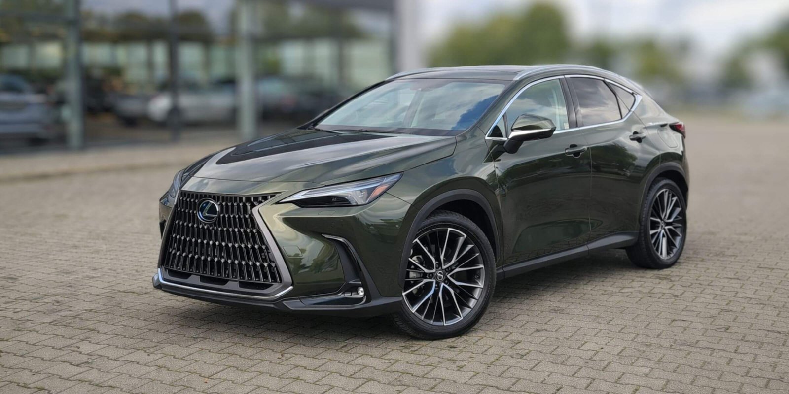 Lexus NX 450h Omotenashi – zdjęcie 3