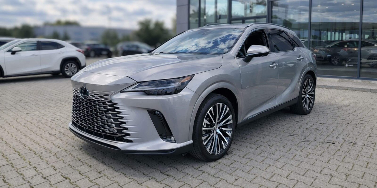 Lexus RX 350h – zdjęcie 1