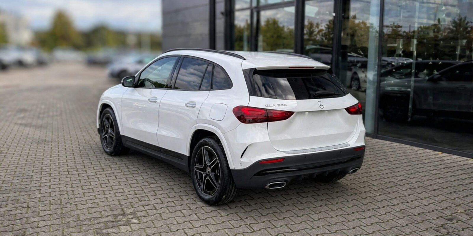 Mercedes-Benz GLA 200 – zdjęcie 2