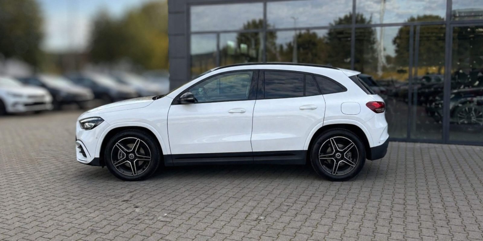 Mercedes-Benz GLA 200 – zdjęcie 3