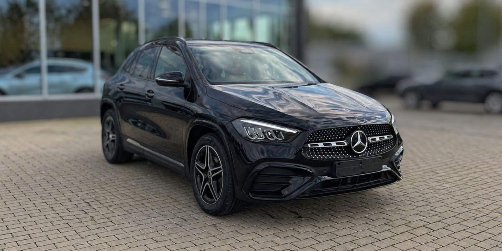 Mercedes-Benz GLA 200 – zdjęcie 3