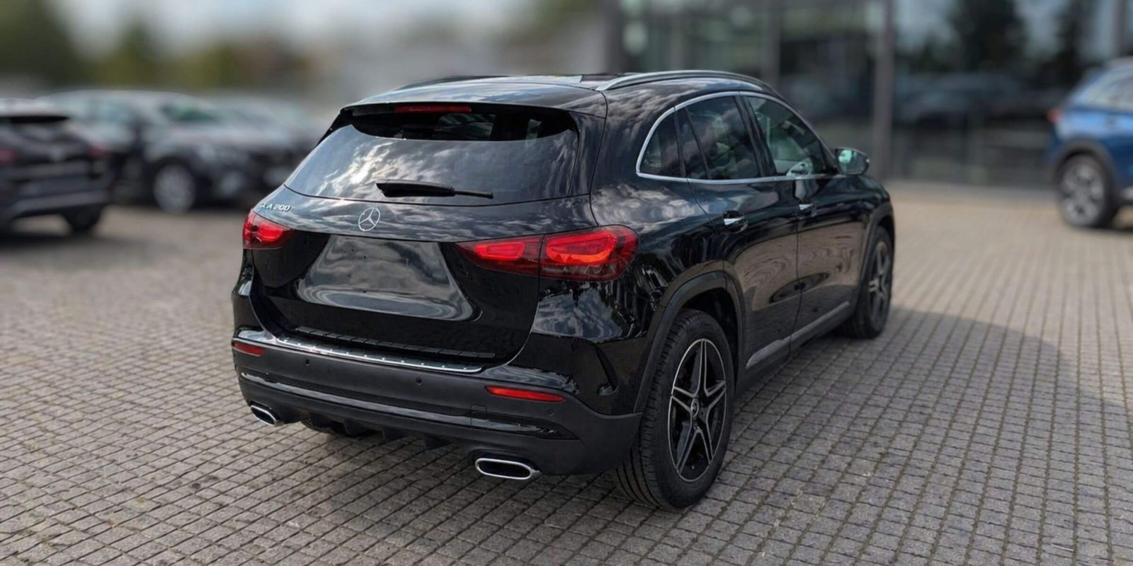 Mercedes-Benz GLA 200 – zdjęcie 4
