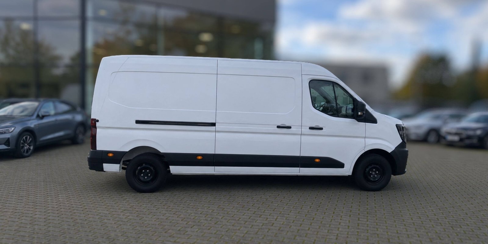Renault Master Furgon L3H2 FWD 3-os. – zdjęcie 2