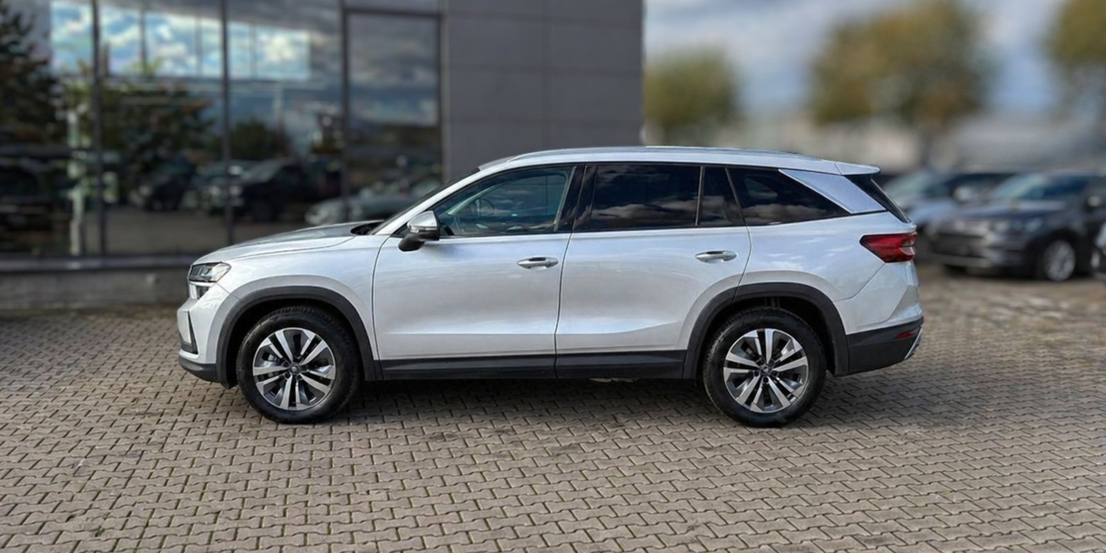 Skoda Kodiaq Selection 2.0 TSI 204 KM 4x4 DSG – zdjęcie 4