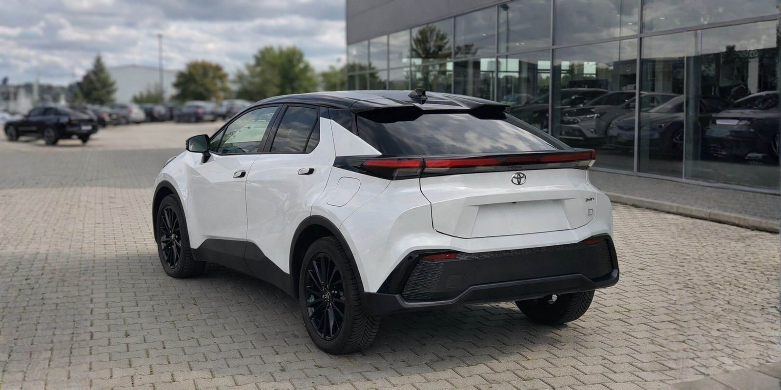 Toyota C-HR GR SPORT – zdjęcie 2