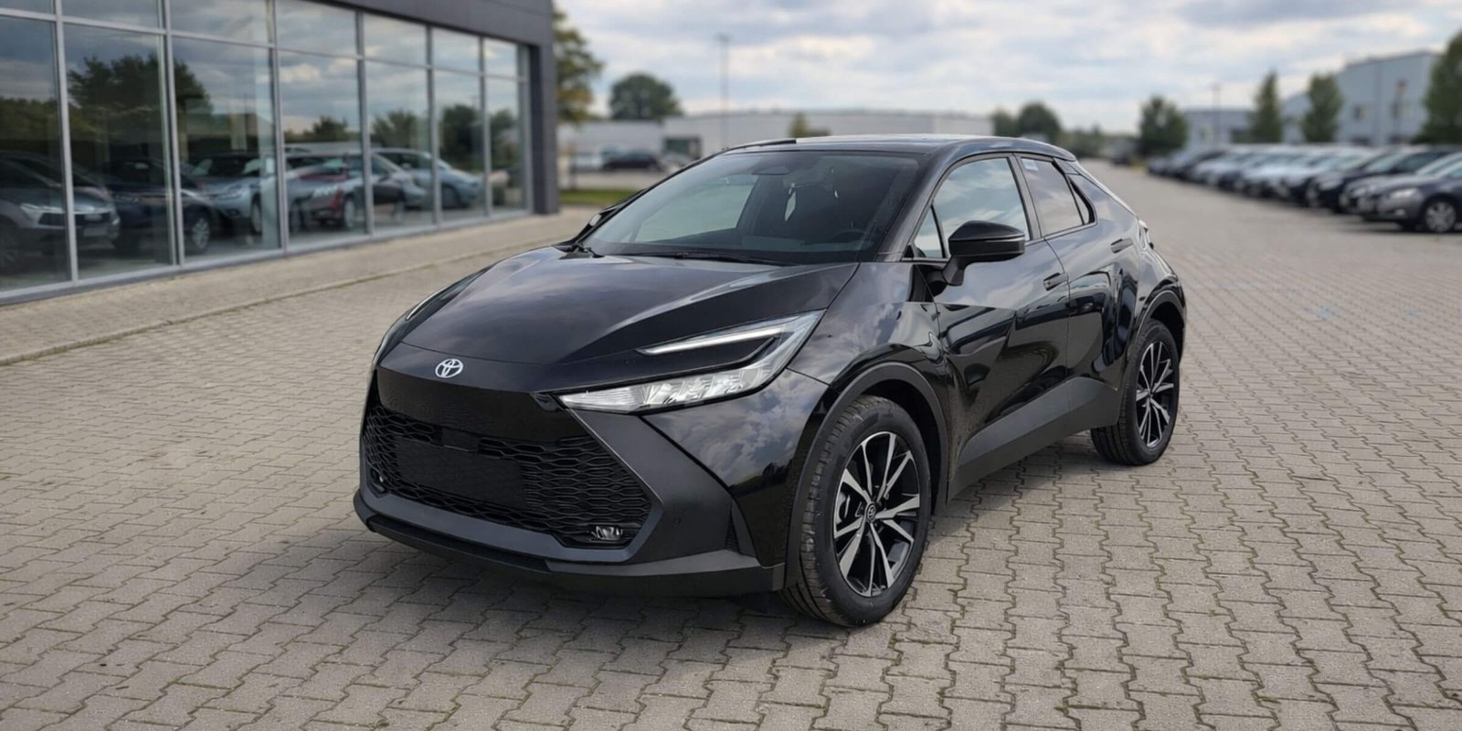 Toyota C-HR 1.8L Style – zdjęcie 1