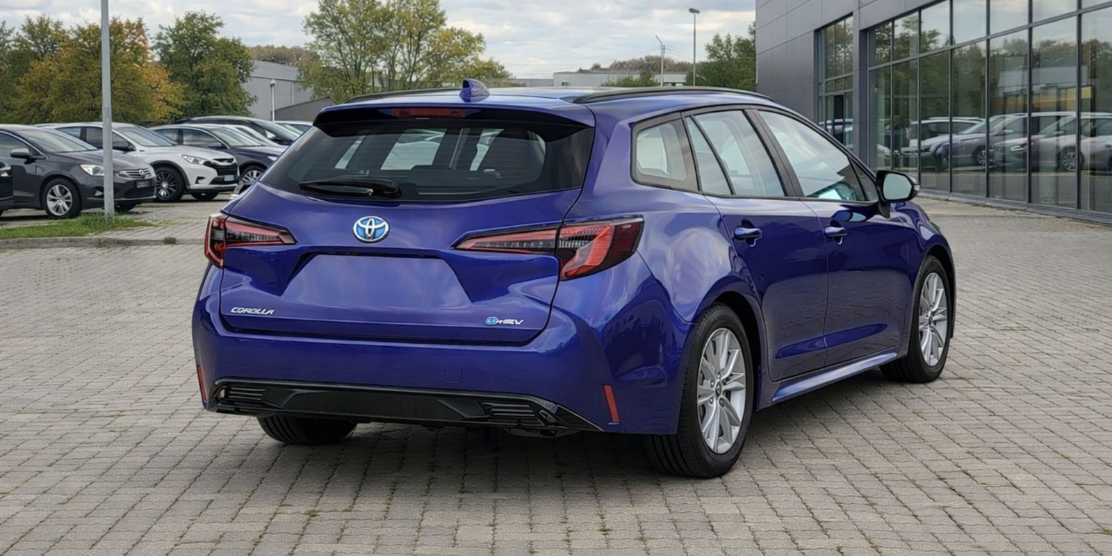 Toyota Corolla 1.8 Hybrid Comfort – zdjęcie 4