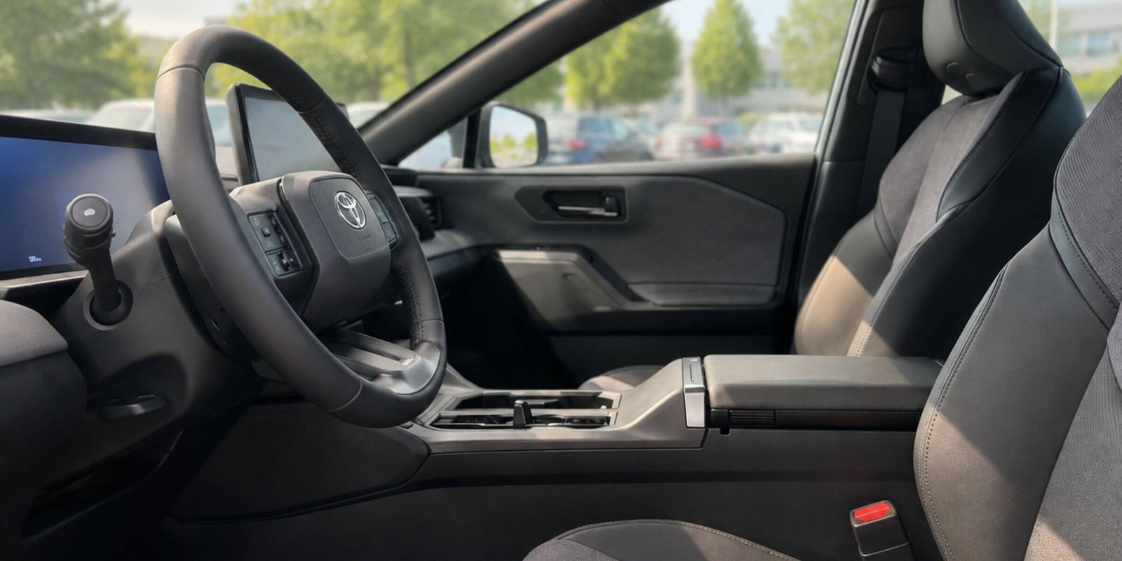 Toyota RAV4 2.5 Hybrid 185KM 2WD – zdjęcie 5